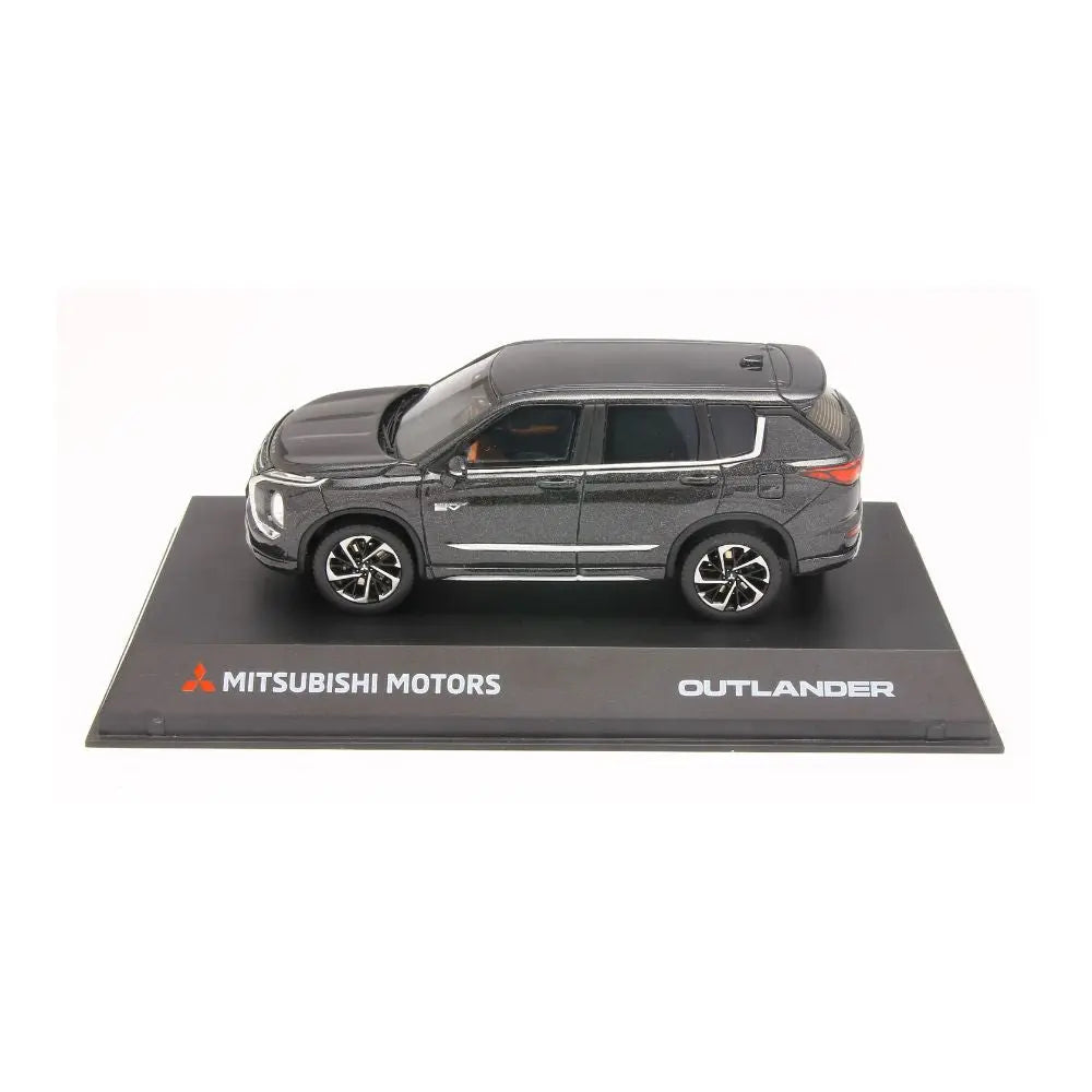 アウトランダーPHEV 1/43サイズ モデルカー(レジンモデル) MITSUBISHI MOTORS COLLECTION